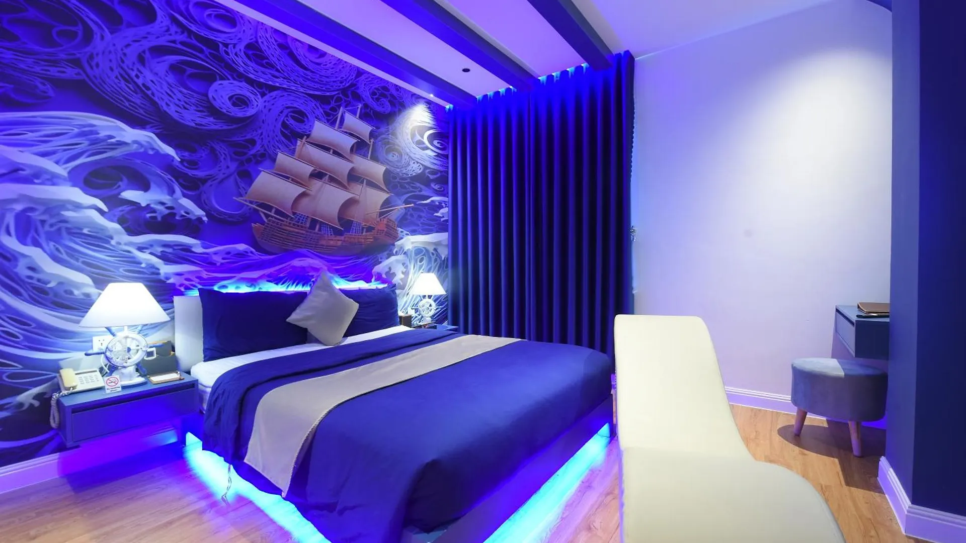 Chiic House 3 - Khach San Tinh Yeu Hotel Da Nang Love hotel